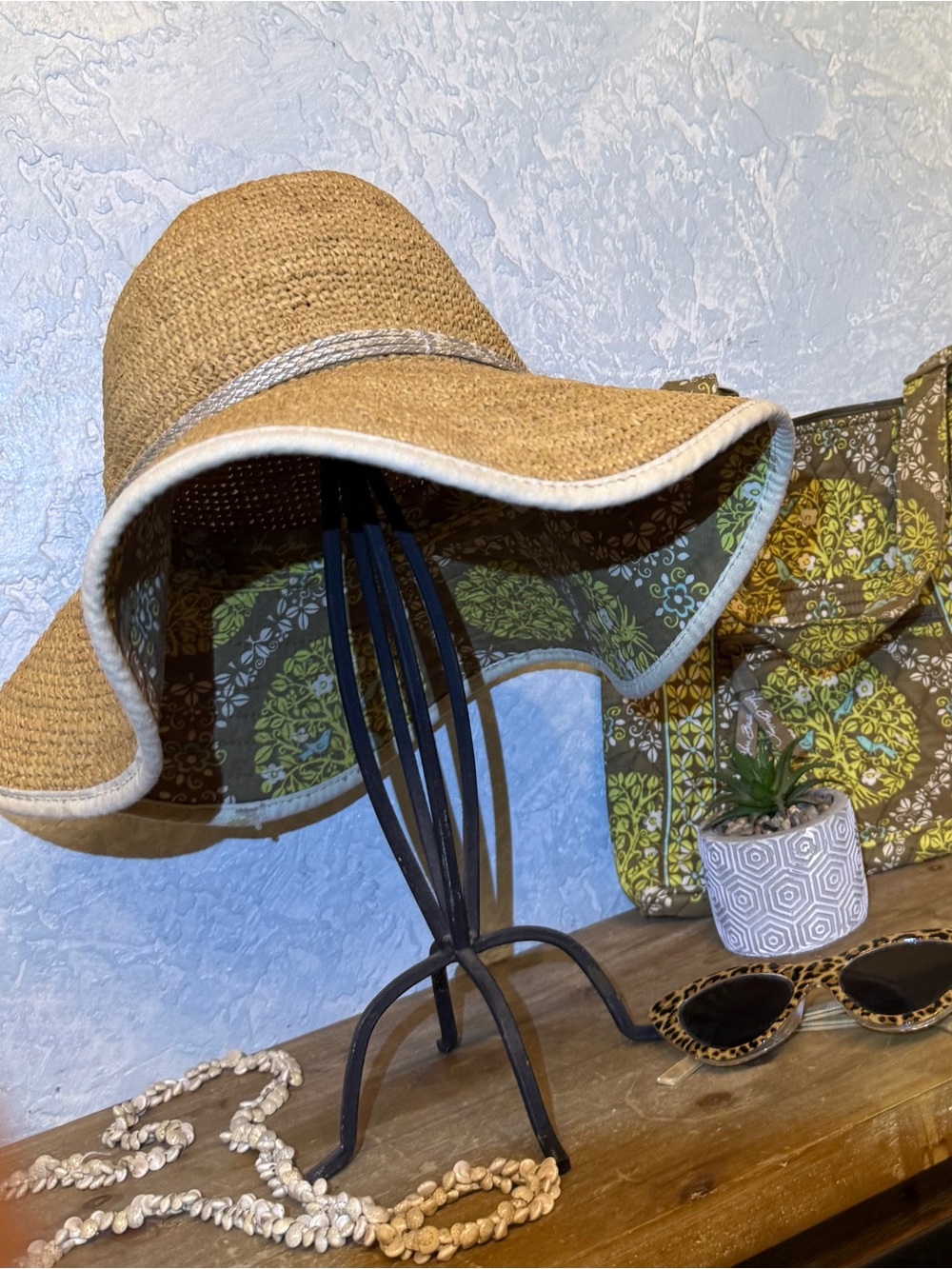 Vera Bradley  Straw Sun Hat -“Sittin in A Tree”